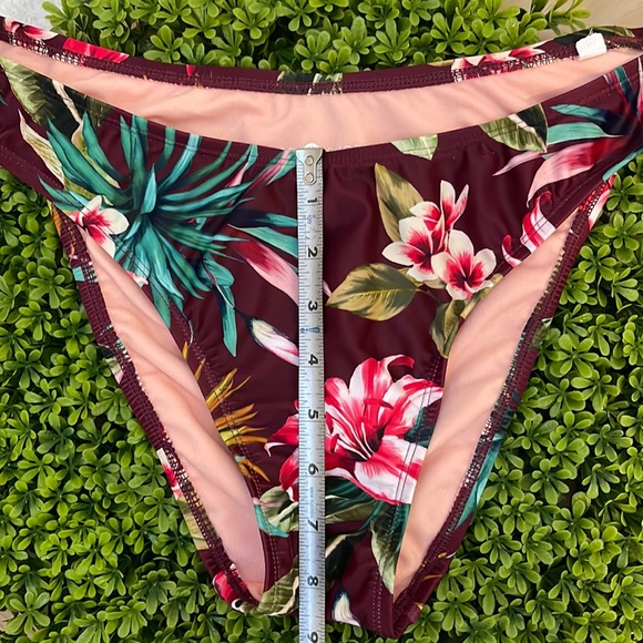 ๐ฅ 2/$20 Maroon Red Tropical Bikini Bottoms | Large - Picture 5 of 7
